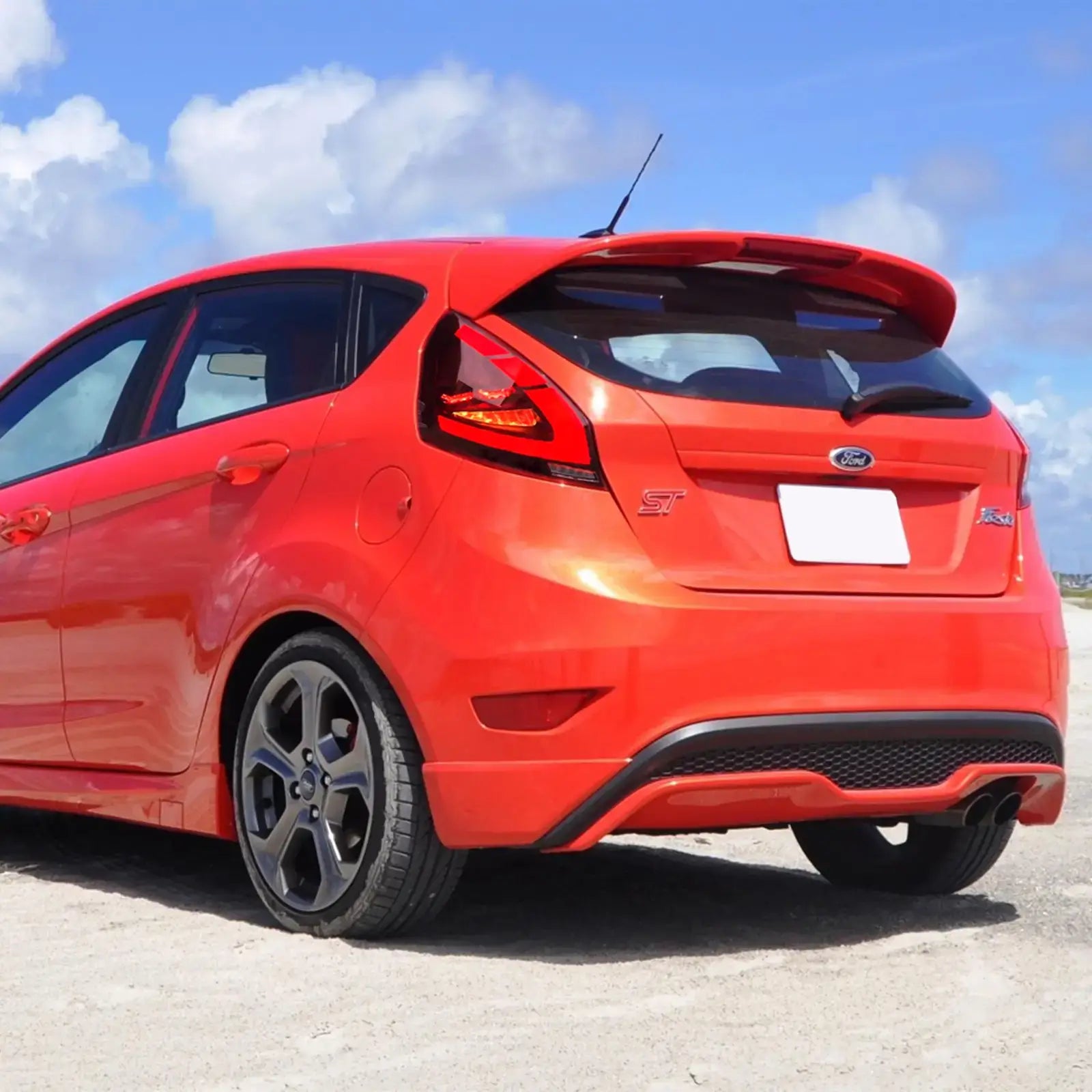 VLAND UK 09-17 Ford Fiesta Hatchback Vland LED Tail Lights