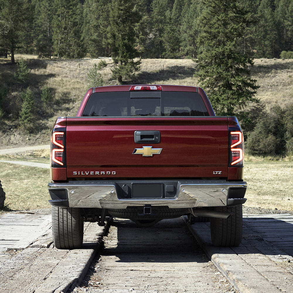 VLAND UK LED Tail lights 2014-2018 Chevrolet Silverado 1500 2500HD 3500HD