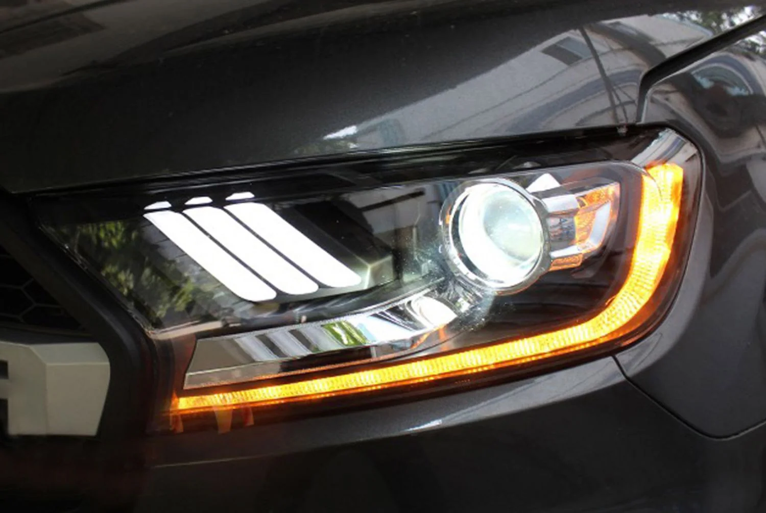 VLAND UK Mustang-Style Headlights For 2016-2022 Ford Ranger PX2 PX3
