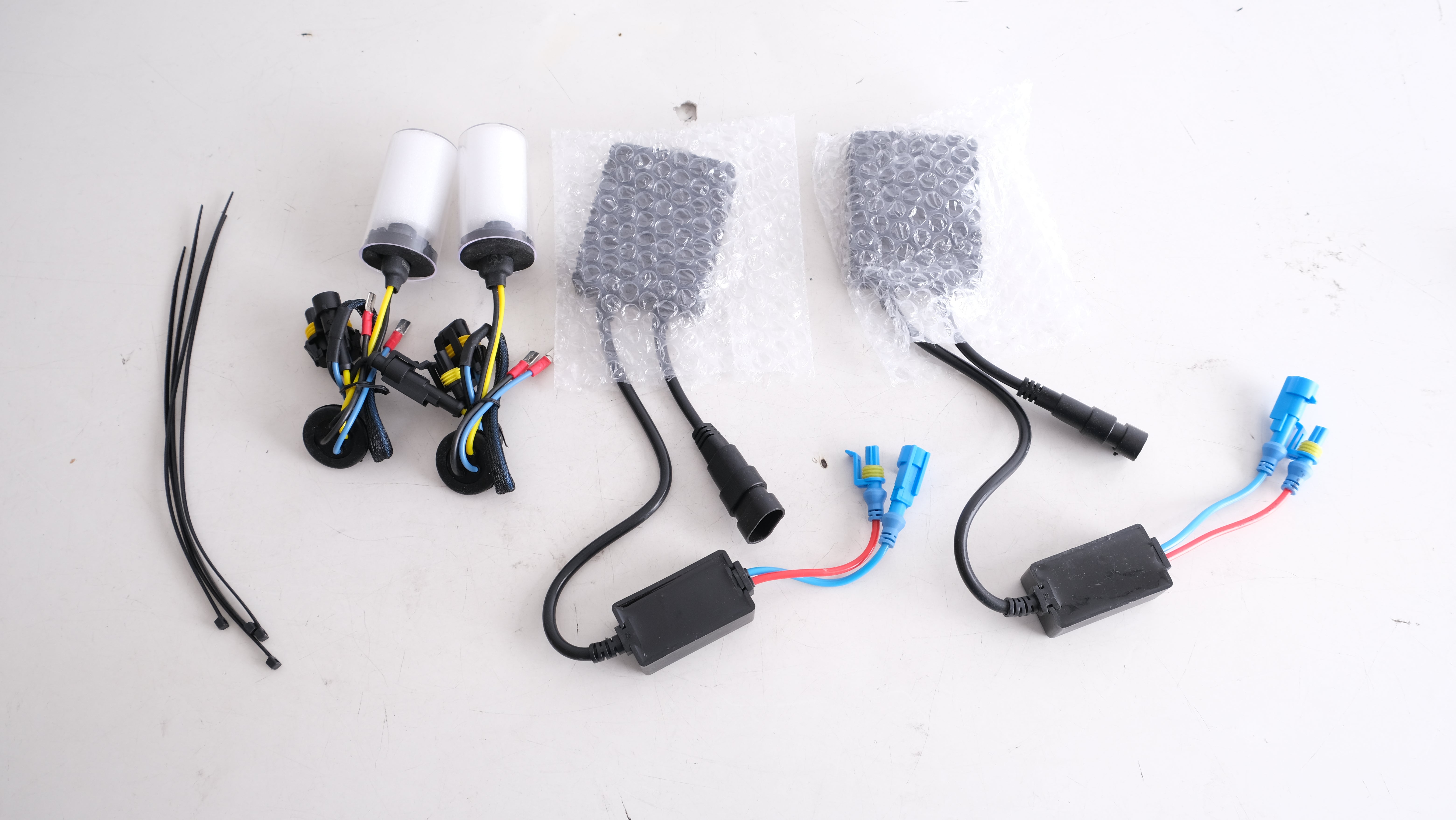 VLAND UK  2PCs D2H/H7 Xenon Bulbs Conversion HID KIT with Ballast 12V 35W 55W 6000K