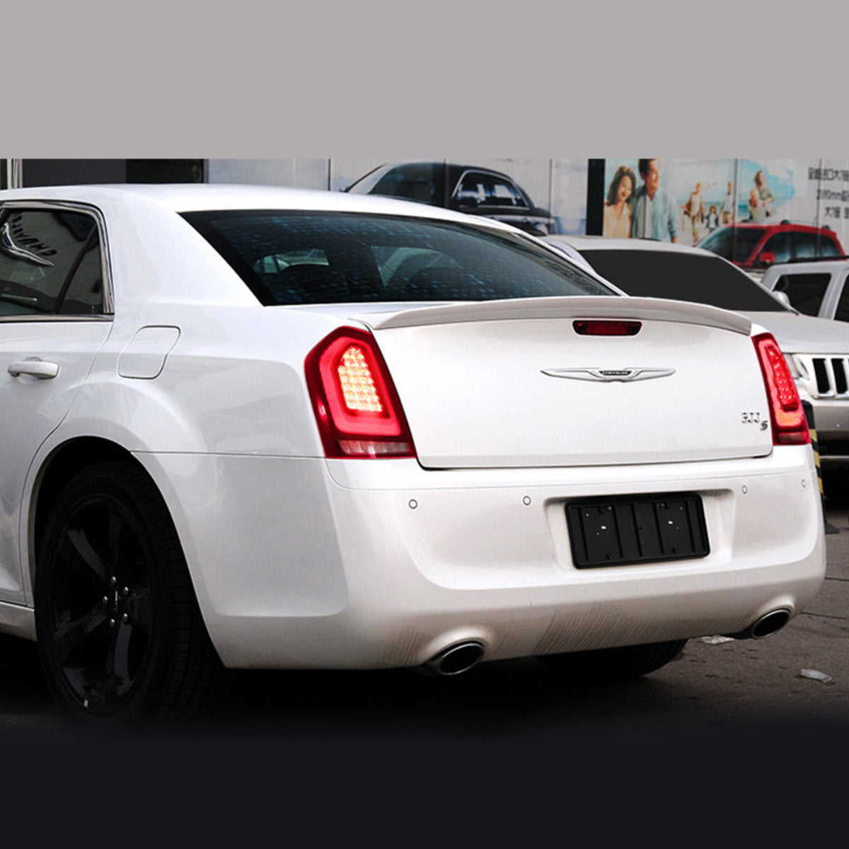 VLAND UK LED 2011-2014 Chrysler 300 & Lancia Thema LED Taillights