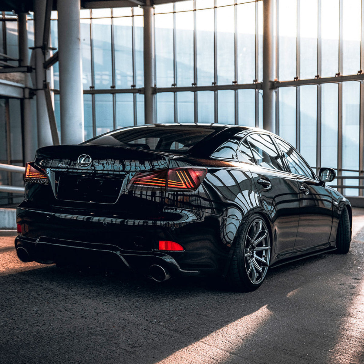 VLAND UK LED Tail Lights for 2006–2013 Lexus IS250 IS350 ISF IS300 220d 200d