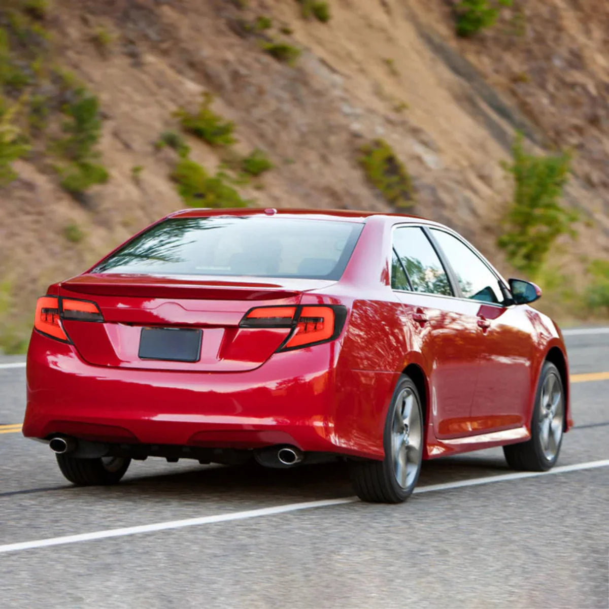 VLAND UK LED Tail Lights For 2012-2014 Toyota Camry Sedan